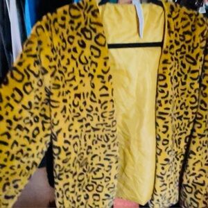 Leopard Print Yellow Jacket large